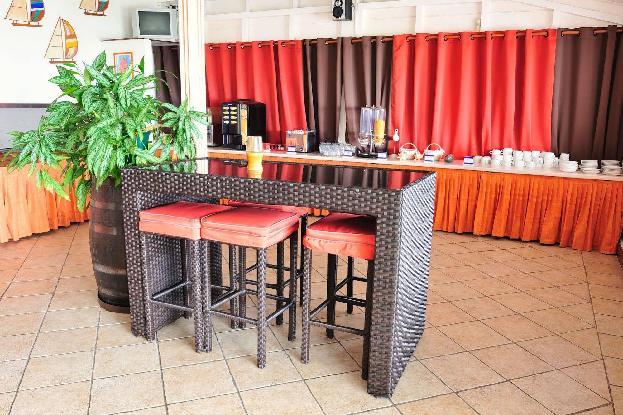 Residence De La Baie - Anse Mitan Ле Троа-Илет Екстериор снимка