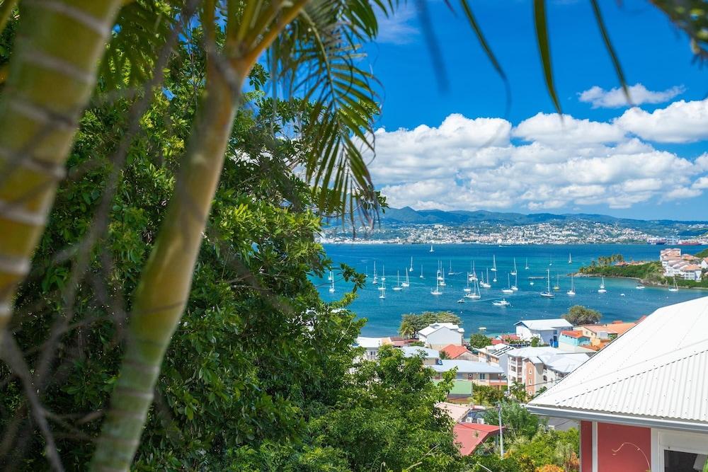 Residence De La Baie - Anse Mitan Ле Троа-Илет Екстериор снимка